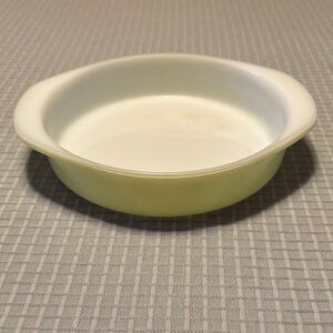 Pyrex Desert Dawn Round Casserole 221